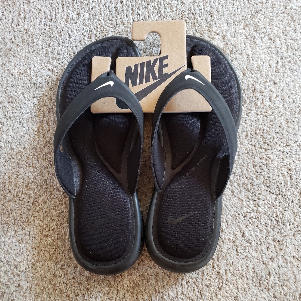 Nike Flip Flops